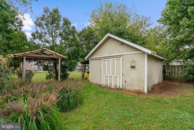 553 HARVEST RD, Severn, MD 21144