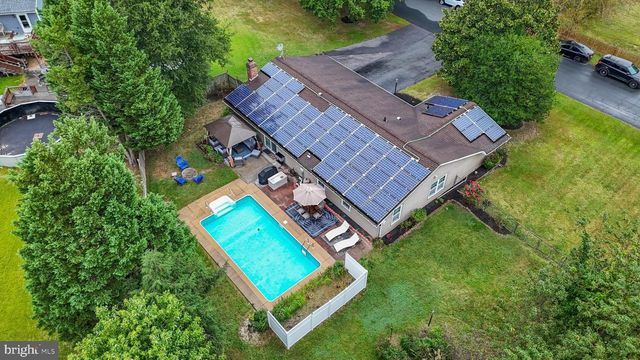 553 HARVEST RD, Severn, MD 21144