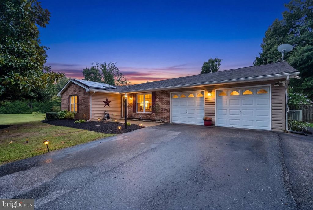 553 HARVEST RD, Severn, MD 21144