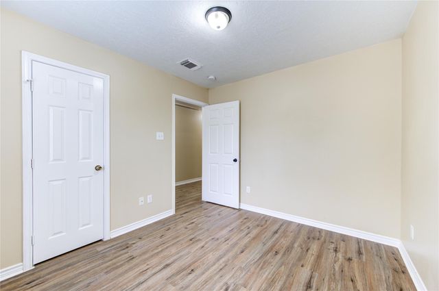 605 Center Street B, Pasadena, TX 77506