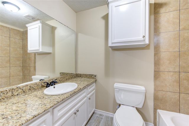 605 Center Street B, Pasadena, TX 77506