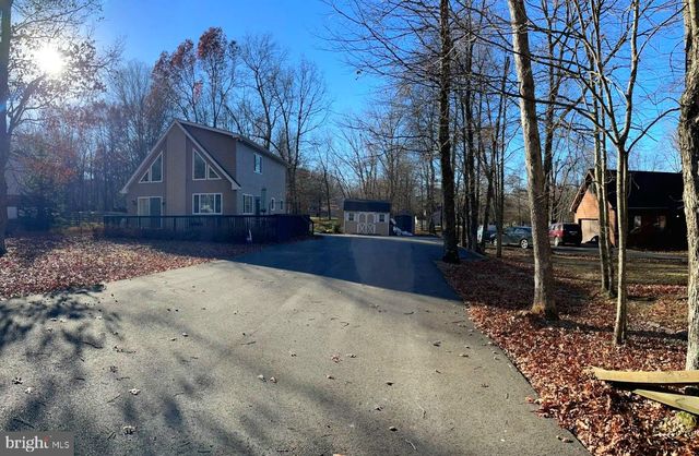 57 BYRON LN, Albrightsville, PA 18210