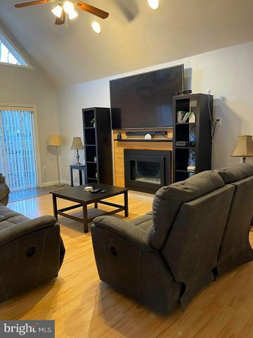 57 BYRON LN, Albrightsville, PA 18210