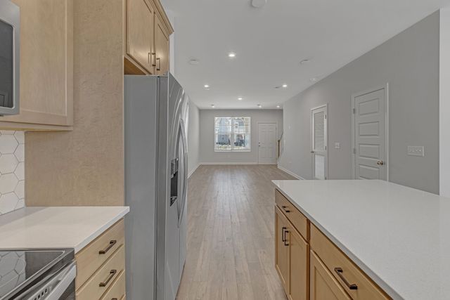 615 Old Hickory Blvd Apt 737, Nashville, TN 37209