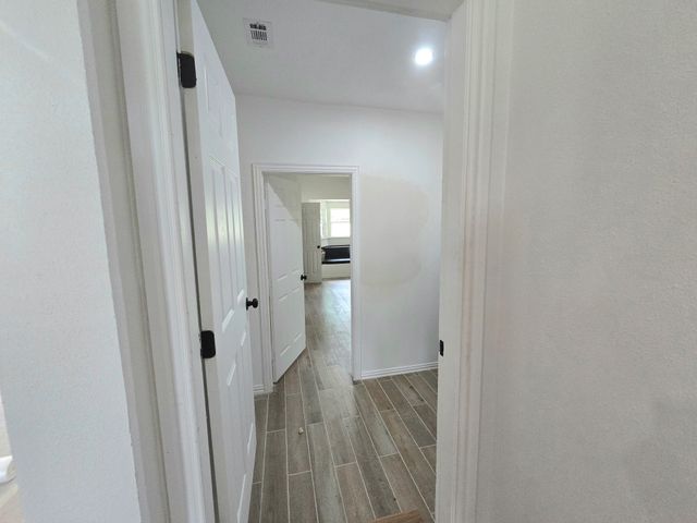 404 W Hillcrest Street, Keene, TX 76059