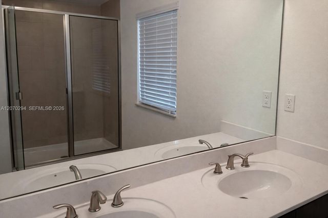 426 NE 194th Terrace, Miami, FL 33179