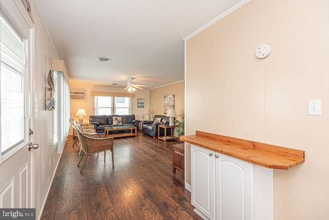 7 93RD ST, Ocean City, MD 21842