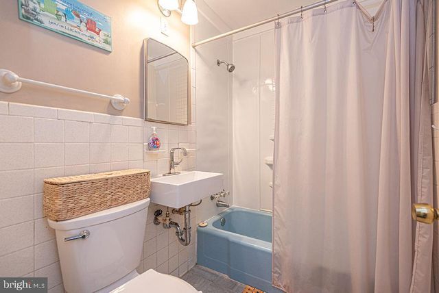 7 93RD ST, Ocean City, MD 21842