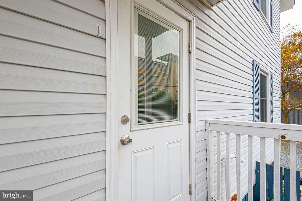 Image 4 of property listing at 7 93RD ST, Ocean City, MD 21842