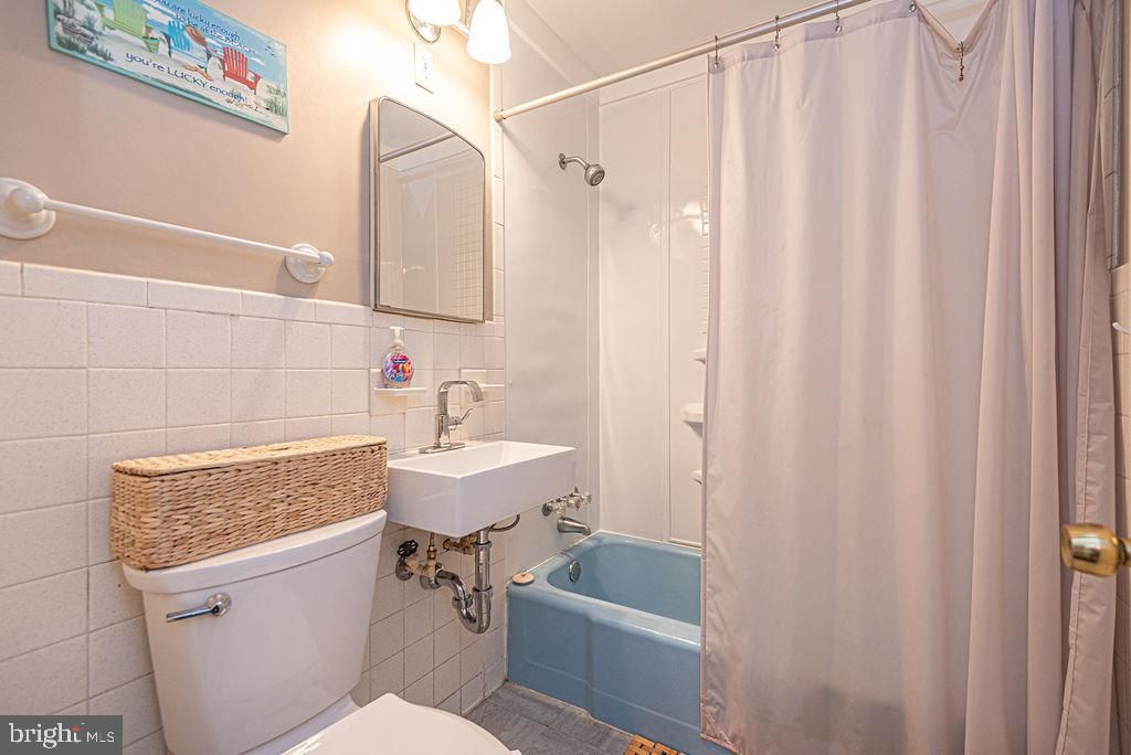 Image 58 of property listing at 7 93RD ST, Ocean City, MD 21842