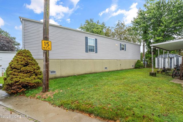 32 Bayshore Mobile Mnr, Hazlet, NJ 07730