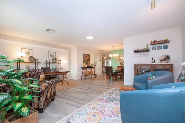 1709 WEDGE COURT, Sun City Center, FL 33573