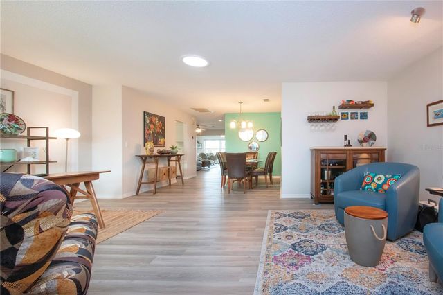 1709 WEDGE COURT, Sun City Center, FL 33573