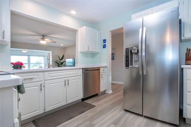 1709 WEDGE COURT, Sun City Center, FL 33573