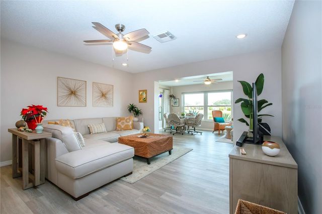 1709 WEDGE COURT, Sun City Center, FL 33573