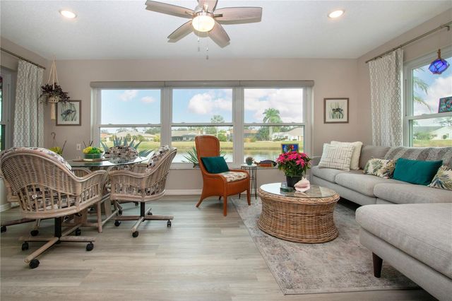 1709 WEDGE COURT, Sun City Center, FL 33573