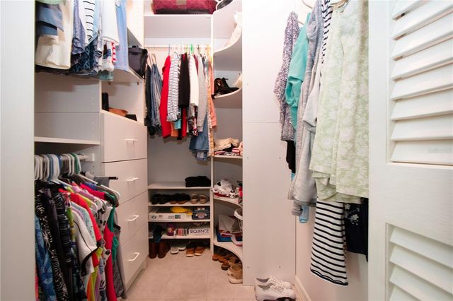 1709 WEDGE COURT, Sun City Center, FL 33573