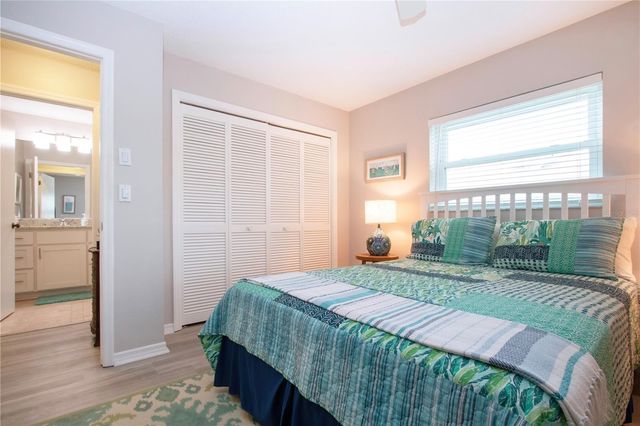 1709 WEDGE COURT, Sun City Center, FL 33573