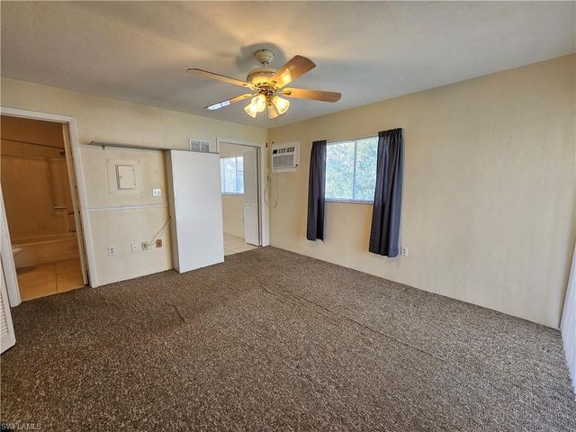 8101 Country RD 201, Fort Myers, FL 33919