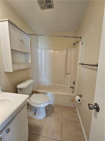 8101 Country RD 201, Fort Myers, FL 33919