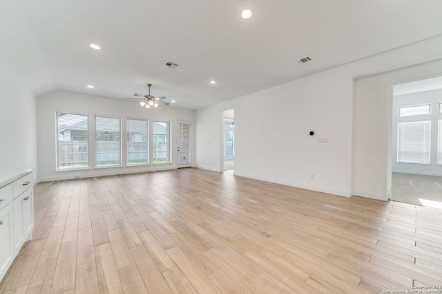 335 Alpine Lakes, New Braunfels, TX 78130