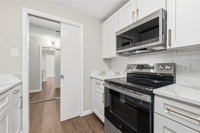 5600 Munhall Rd 309, Squirrel Hill, PA 15217
