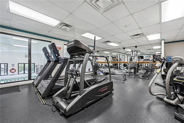 5600 Munhall Rd 309, Squirrel Hill, PA 15217
