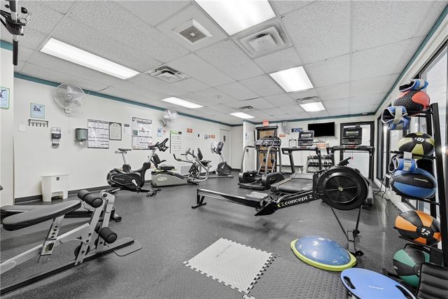 5600 Munhall Rd 309, Squirrel Hill, PA 15217