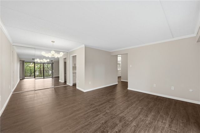 5600 Munhall Rd 309, Squirrel Hill, PA 15217