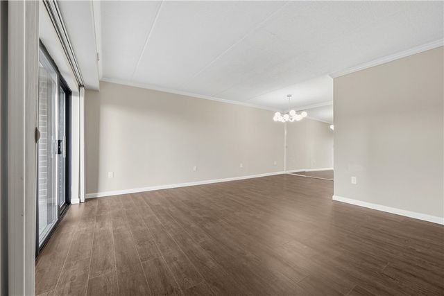 5600 Munhall Rd 309, Squirrel Hill, PA 15217
