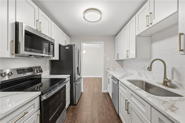 5600 Munhall Rd 309, Squirrel Hill, PA 15217