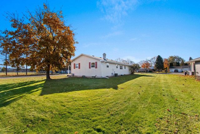 821 5TH STREET, Kewaunee, WI 54216