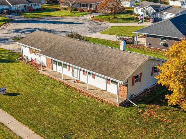 821 5TH STREET, Kewaunee, WI 54216