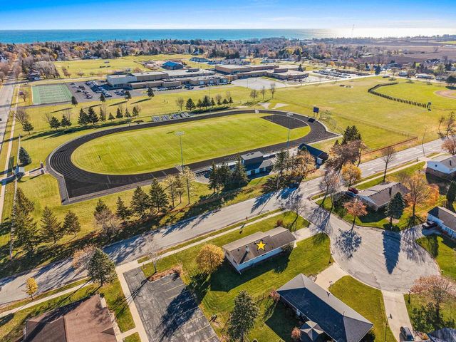 821 5TH STREET, Kewaunee, WI 54216