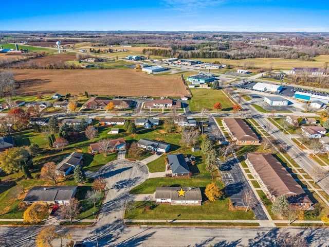 821 5TH STREET, Kewaunee, WI 54216