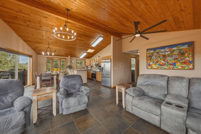 9427 SW Shad Road, Terrebonne, OR 97760