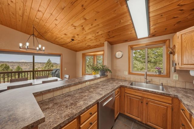 9427 SW Shad Road, Terrebonne, OR 97760