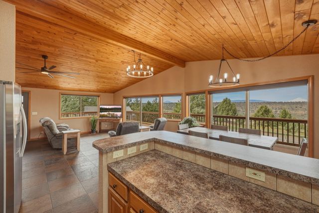 9427 SW Shad Road, Terrebonne, OR 97760