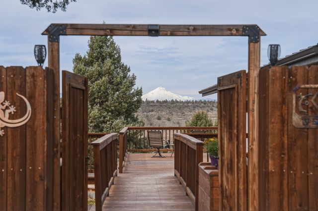 9427 SW Shad Road, Terrebonne, OR 97760