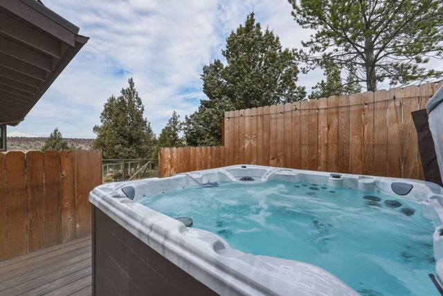 9427 SW Shad Road, Terrebonne, OR 97760