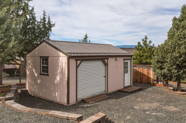 9427 SW Shad Road, Terrebonne, OR 97760