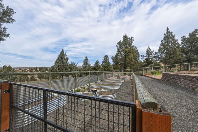 9427 SW Shad Road, Terrebonne, OR 97760