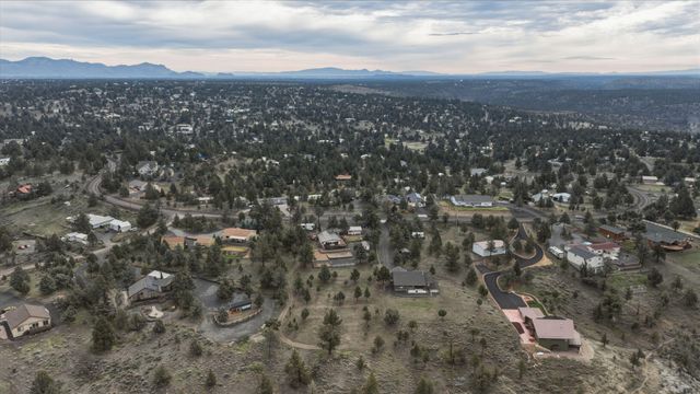 9427 SW Shad Road, Terrebonne, OR 97760