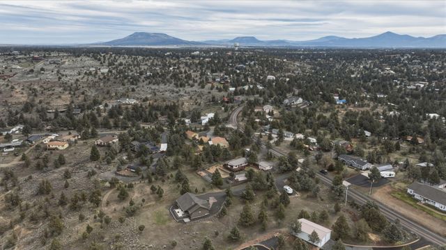 9427 SW Shad Road, Terrebonne, OR 97760