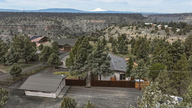 9427 SW Shad Road, Terrebonne, OR 97760