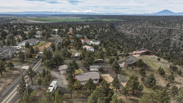 9427 SW Shad Road, Terrebonne, OR 97760