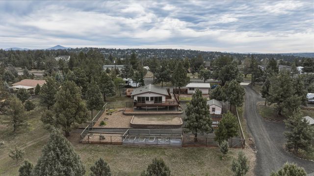 9427 SW Shad Road, Terrebonne, OR 97760