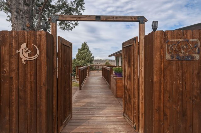 9427 SW Shad Road, Terrebonne, OR 97760