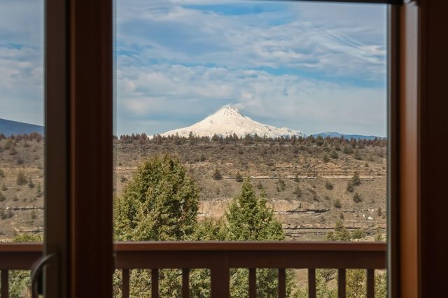 9427 SW Shad Road, Terrebonne, OR 97760