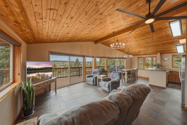 9427 SW Shad Road, Terrebonne, OR 97760